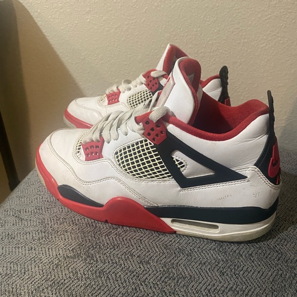 Air Jordan 4 retro 8.5 - Picture 4 of 14